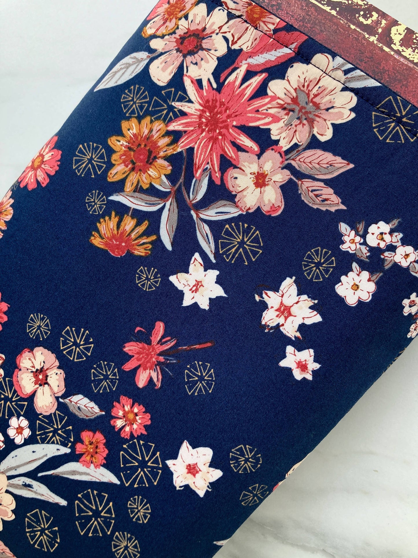 Bouquet Book Sleeve